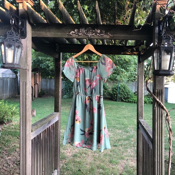 Vero Moda Off the Shoulder Dress - Picture 13 of 13